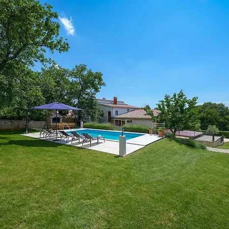 Casa Ana Tripari Vakantiehuis