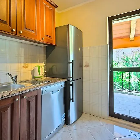Casa Ana Tripari