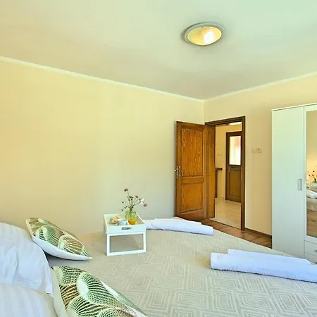 Vakantiehuis Casa Ana Tripari